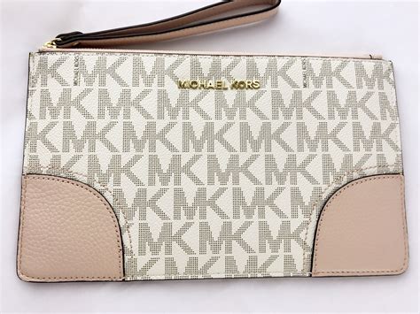 michael kors vanilla soft pink wallet|michael kors pink wallet outlet.